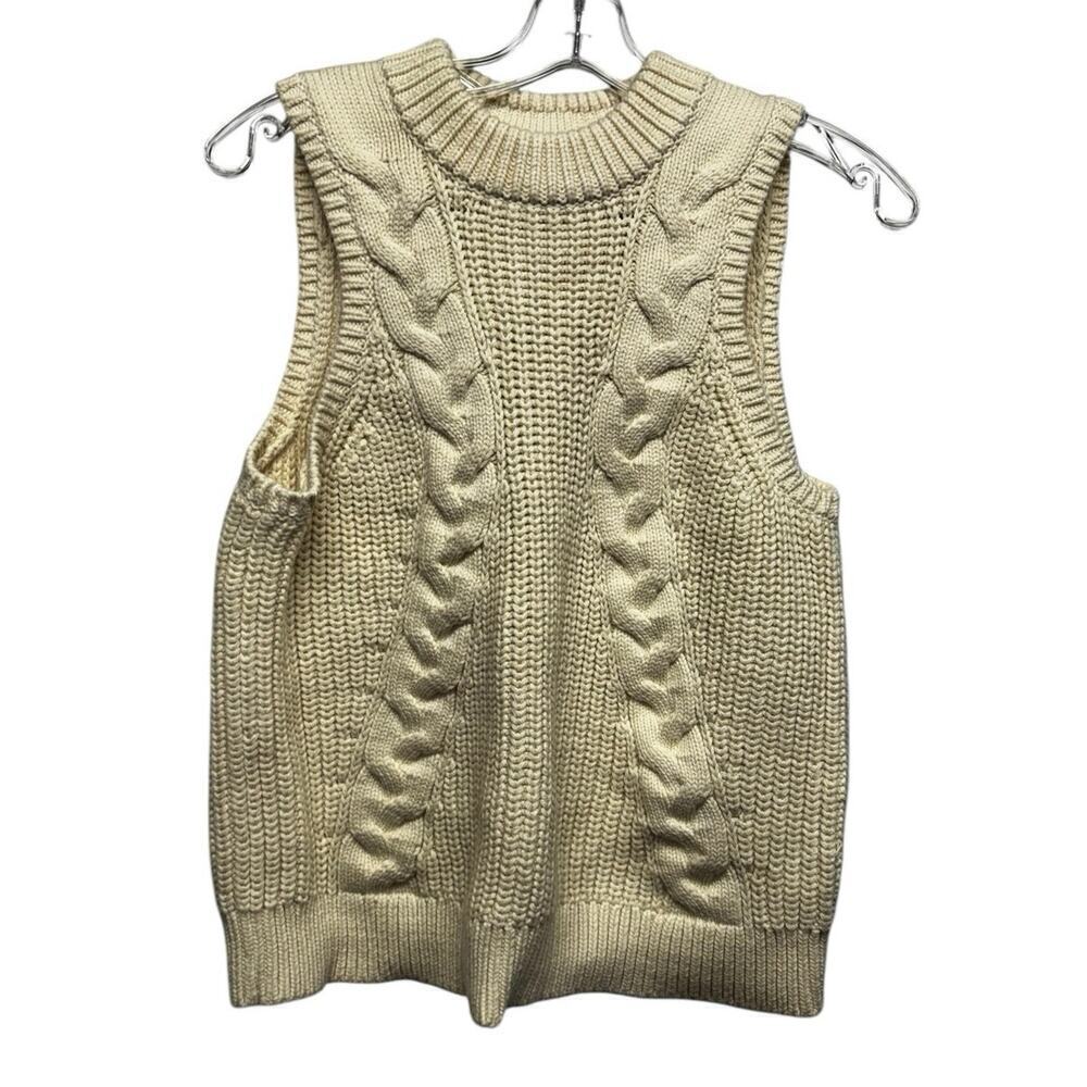 NWT Banana Republic Women's Cable Knit Sweater Vest Round Neck Sleeveless Size M
